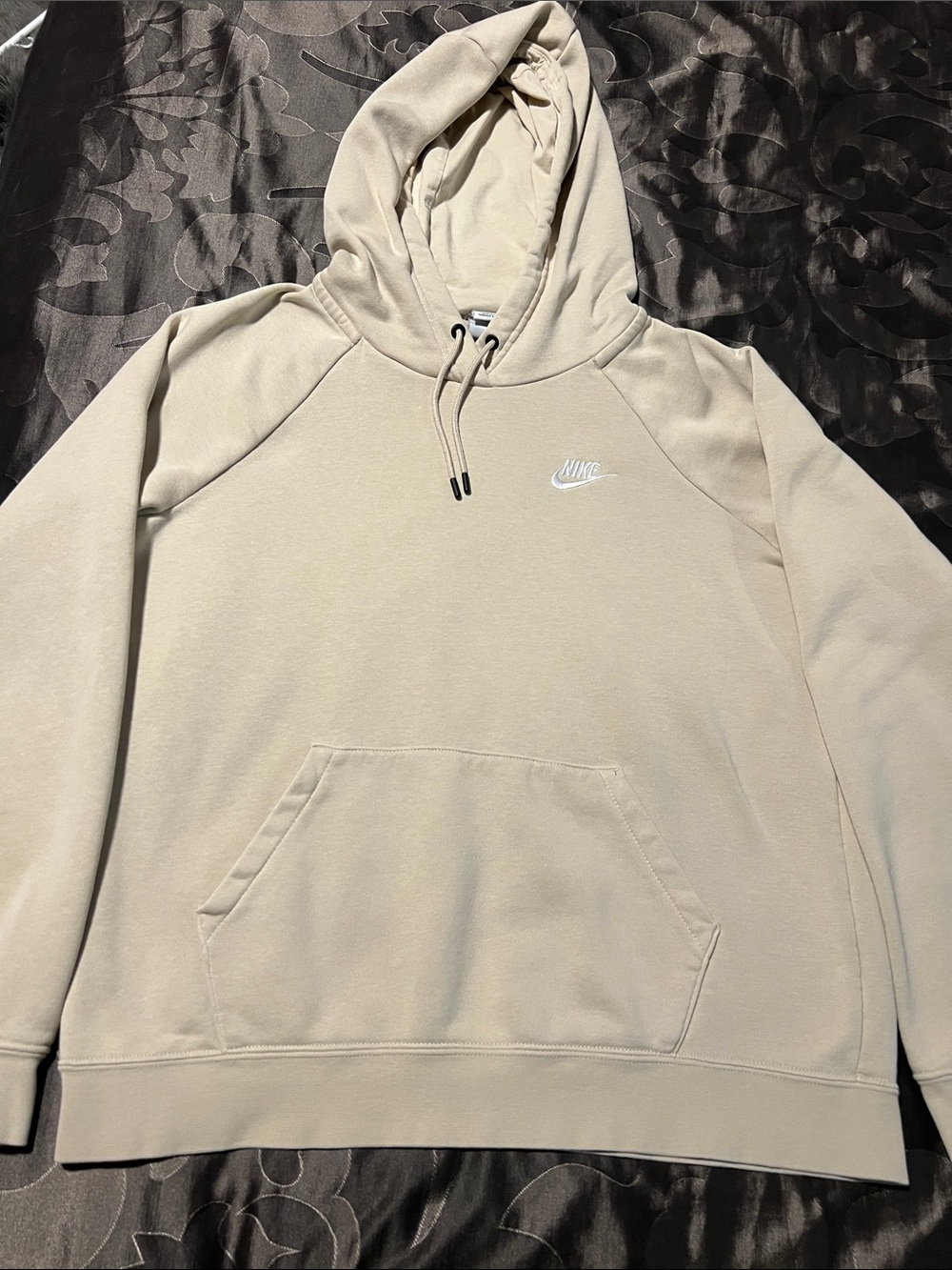 Nike Sportswear Women’s Sand Drift/Light Beige Pullover Hoodie Kangaroo Pouch M